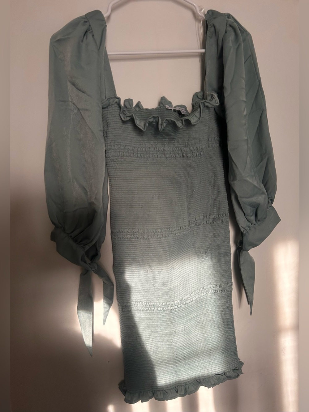 Dress - Picture 9 of 11